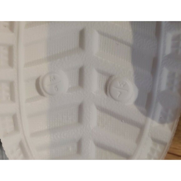 NWOT Crocs CLASSIC FUR SURE Tie Dye Colored Lined Clog Shoes Womens 7 / Mens 5 - Picture 5 of 7